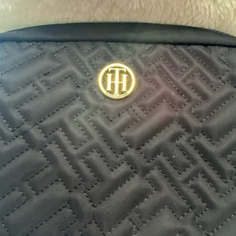 Tommy Hilfiger Black Quilted Crossbody with Gold Logo Accent
